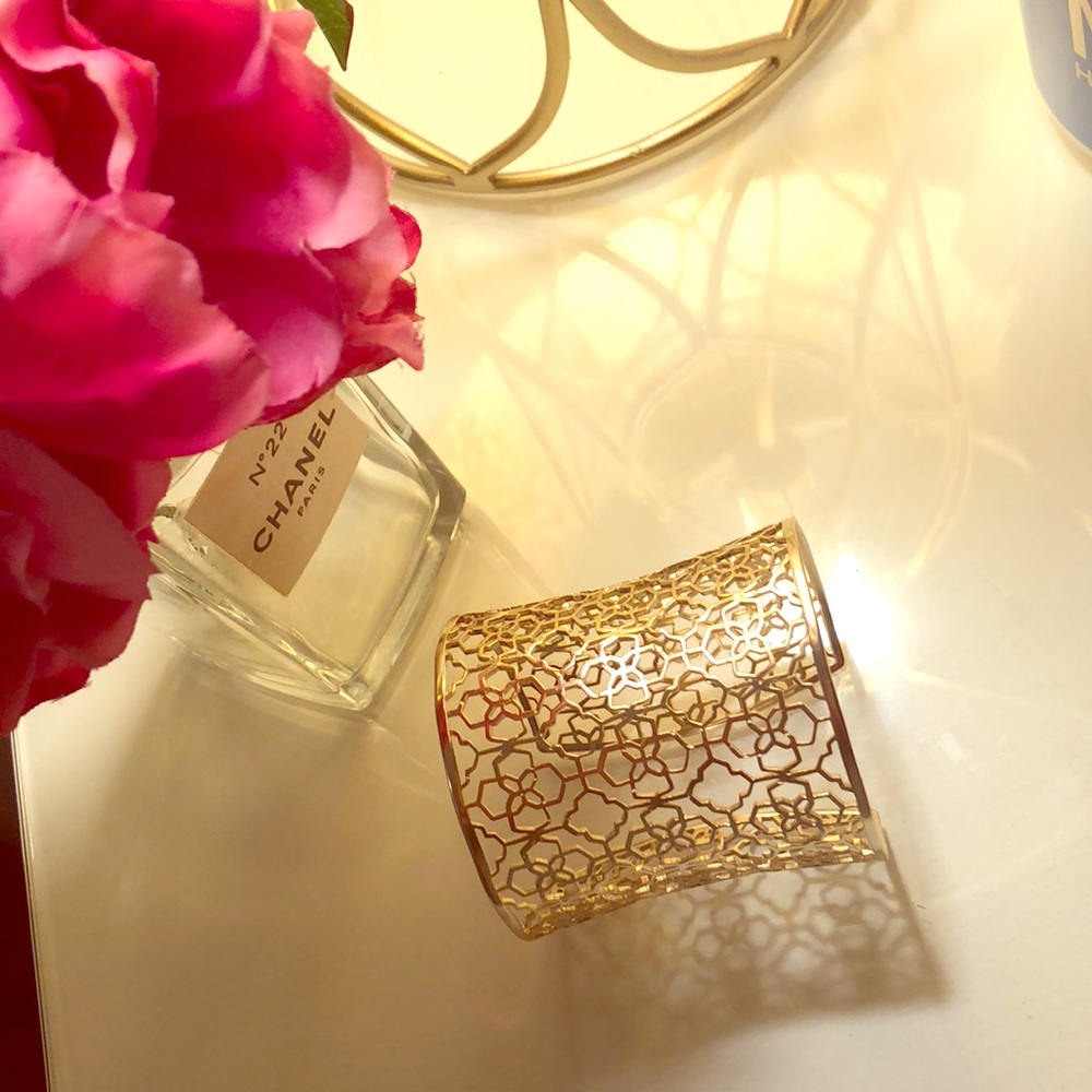 Gold Kendra Scott Aimee Cuff Bracelet
